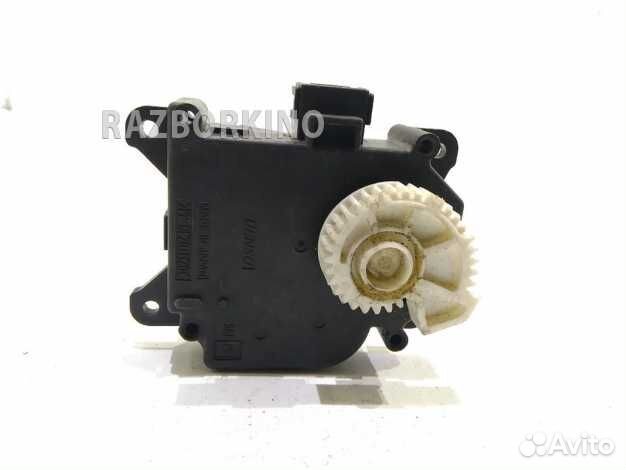 Моторчик заслонки печки