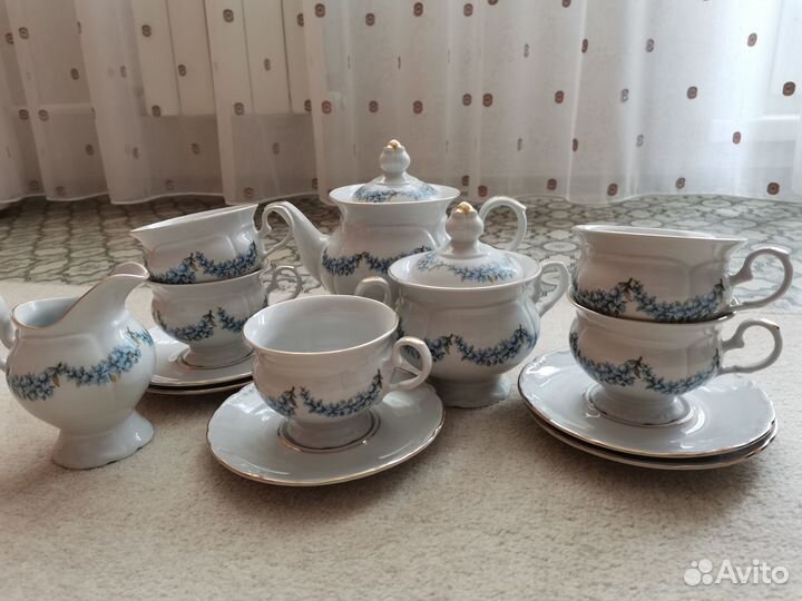 Чайный сервиз фарфоровый