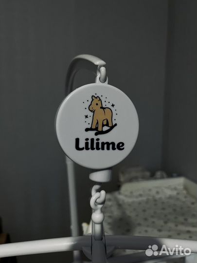 Музыкальный мобиль в кроватку для новорожденных