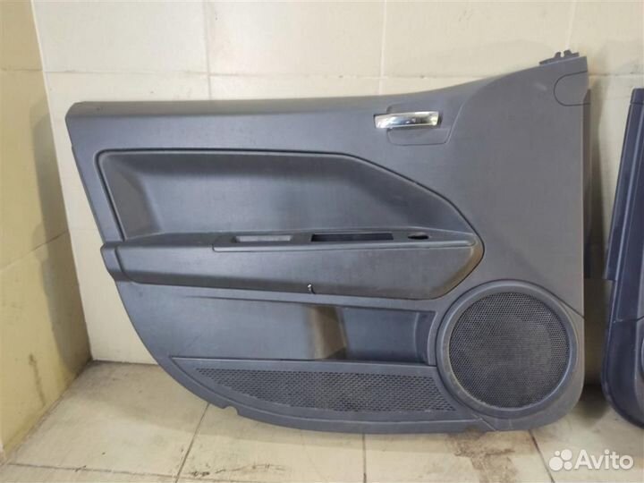 Обшивки дверей комплект Dodge Caliber PM 2008