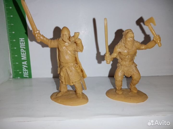 Солдатики СССР Дзи, Conte