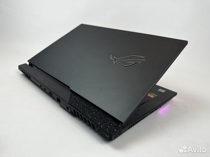 Asus ROG G17 2023 QHD R9-7845HX / RTX4060