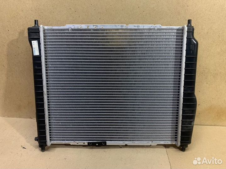 Радиатор основной Chevrolet Aveo T250