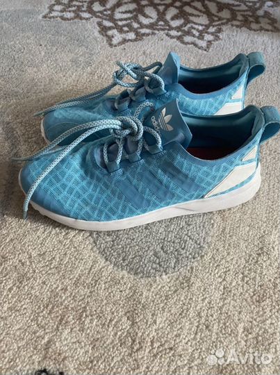 Кроссовки adidas