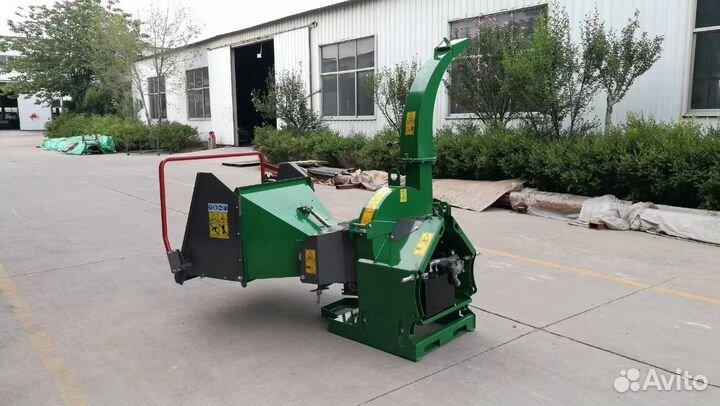 Измельчитель / Дробилка / Щепорез на трактор DH-70