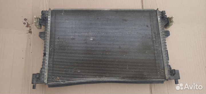 Радиатор охлаждения Volkswagen Tiguan 2