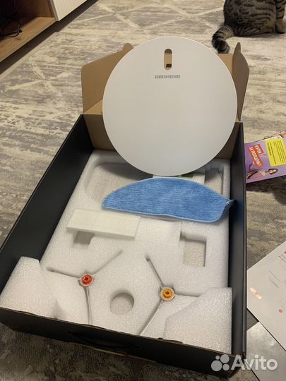 Робот пылесос