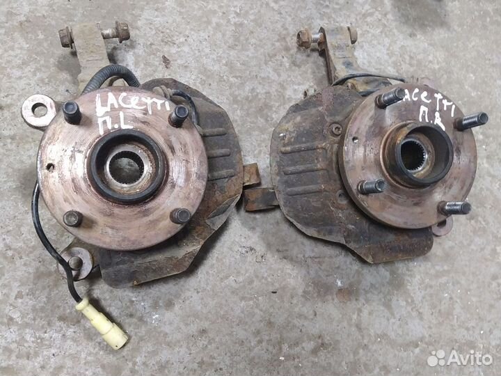 Поворотный кулак передний Chevrolet lacetti