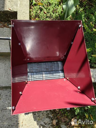 Мялка (давилка) для винограда