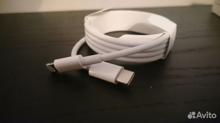 Кабель Apple USB-C/Lightning