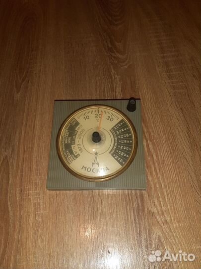 Подставка календарь-термометр. 1973-2000