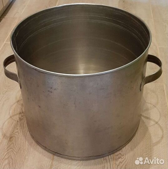 Кастрюля из нержавейки