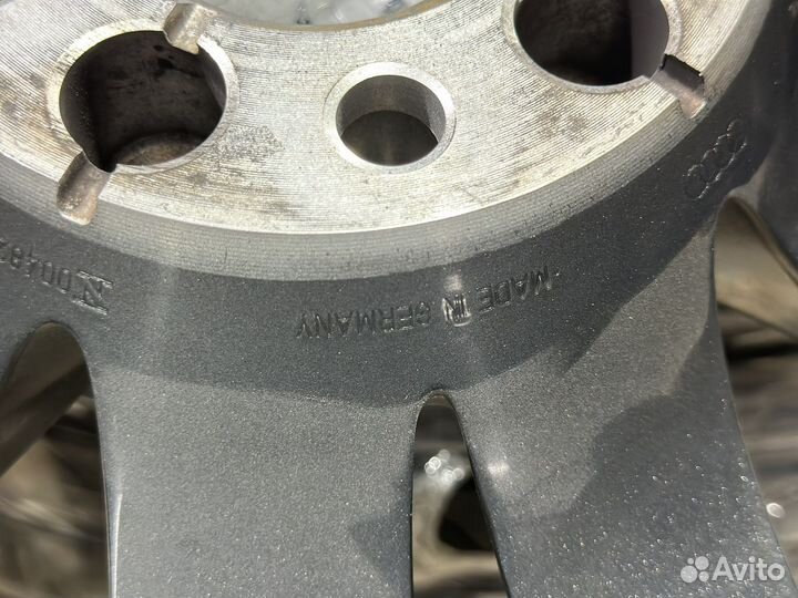 Оригинальные Кованые Колёса Audi Q7 Q8 R22