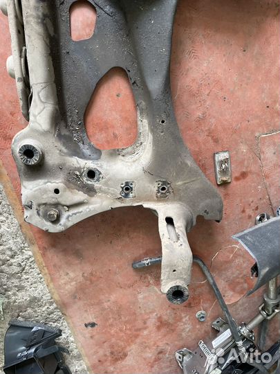 Передний подрамник skoda octavia a7