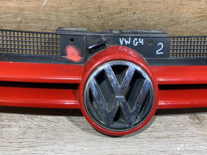 Решетка радиатора Volkswagen Golf 4 Арт. 130387
