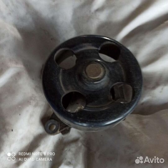 Водяной насос(помпа) на Ниссан хтрейл Т31