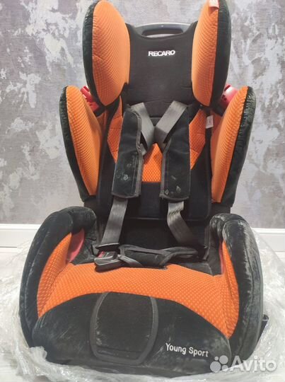 Автокресло recaro