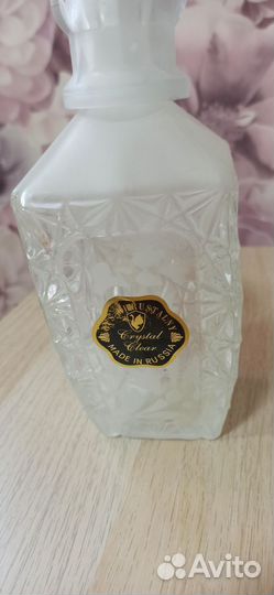 Графин хрустальный и стаканы