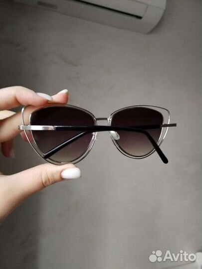 Солнцезащитные очки женские