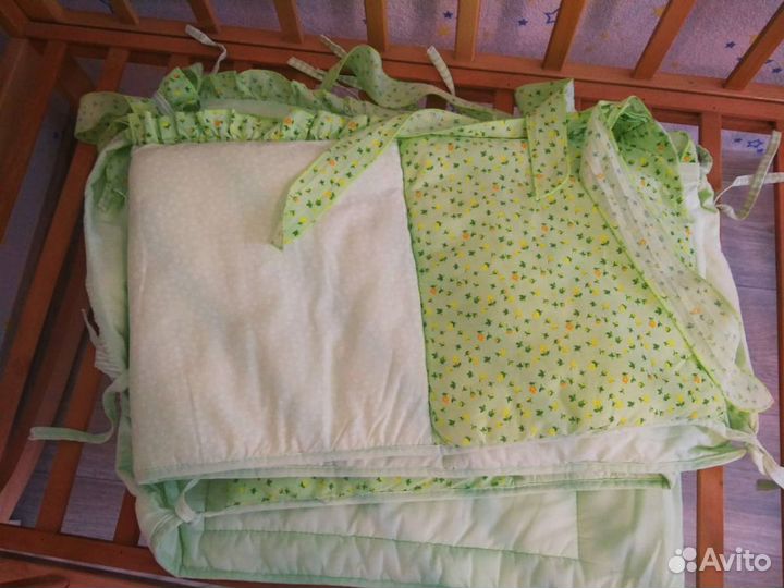 Детская кроватка