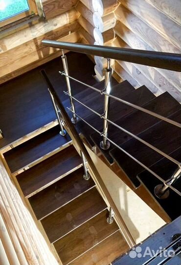Лестница в коттедж