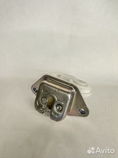 Замок задней двери honda fit GE6