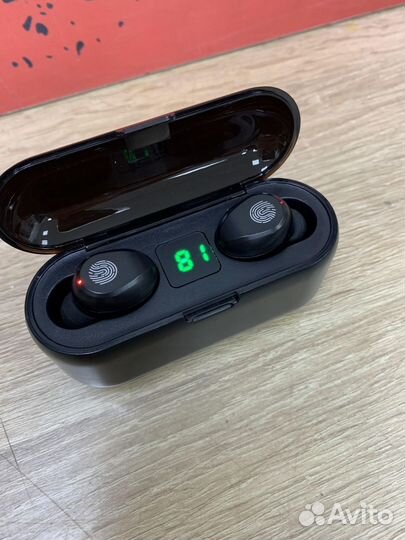 Беспроводные наушники Bluetooth