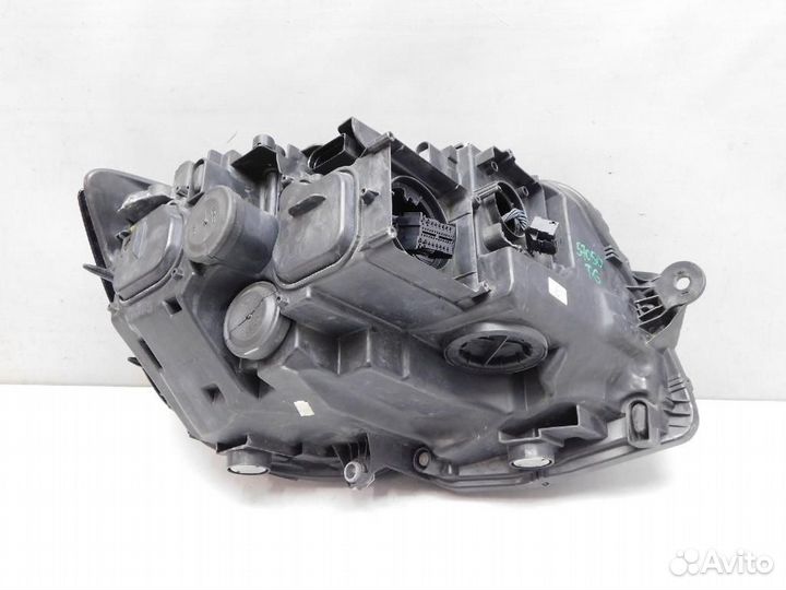 Фара левая Volkswagen California/Caravelle/Multiva