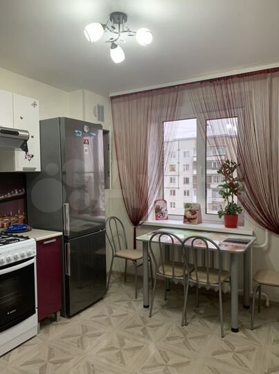 2-к. квартира, 52 м², 9/10 эт.