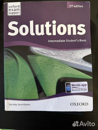 Soluthions Intermediate student book 2 издание