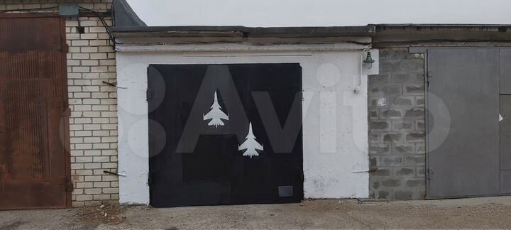 Гараж, > 30 м²