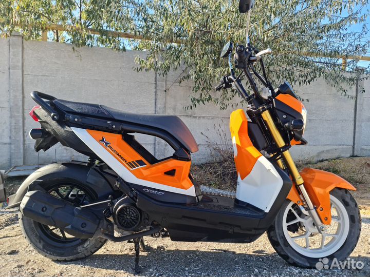 Honda zoomer X