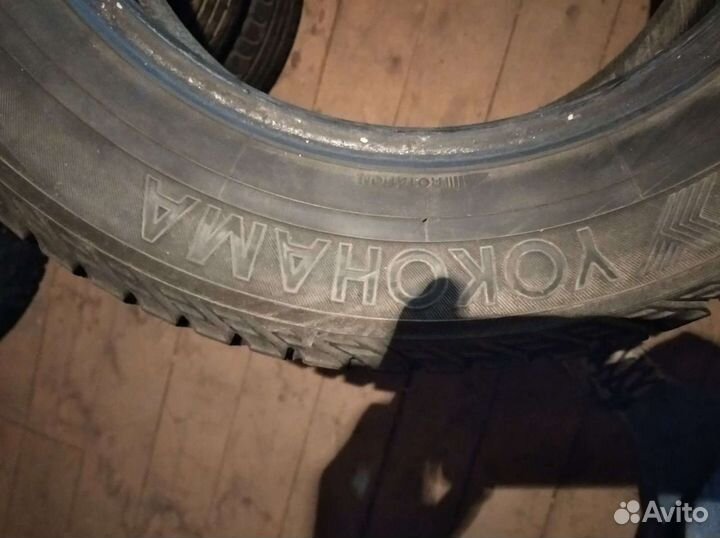 Yokohama 124R 225/65 R17