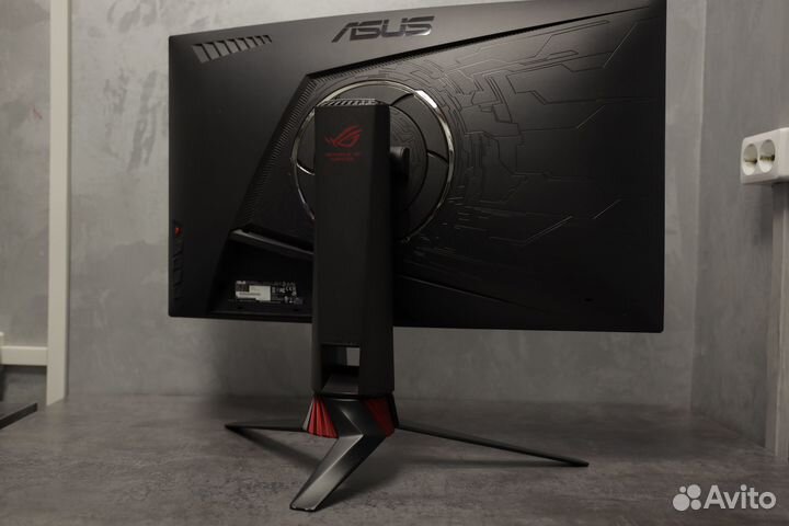 Игровой монитор Asus ROG Strix XG27VQ