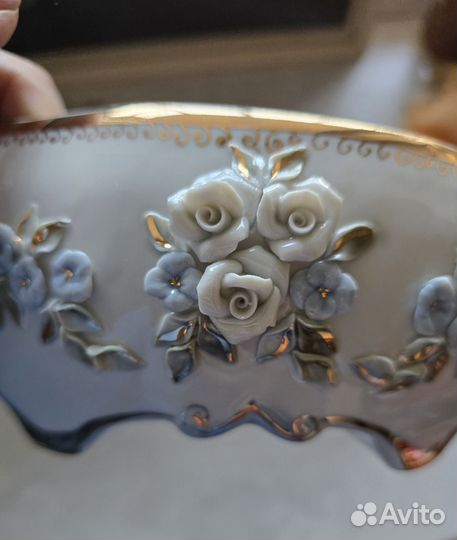 Шкатулка фарфор