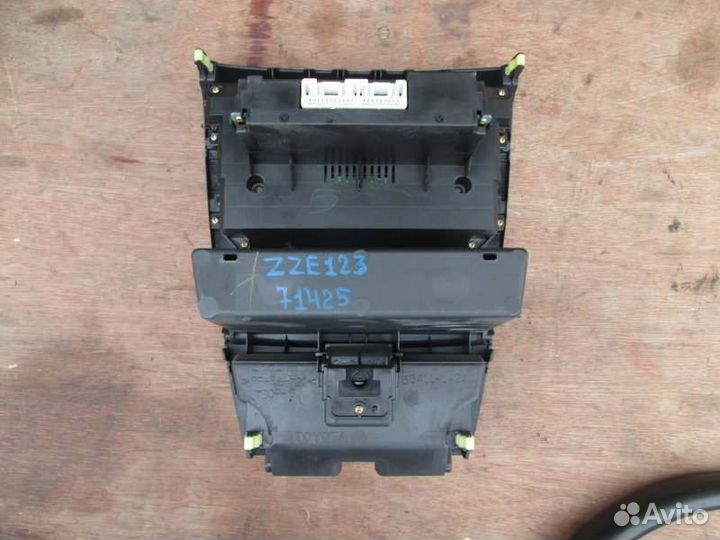 Климат-контроль Toyota Allex ZZE123 2ZZ-GE 2002/5