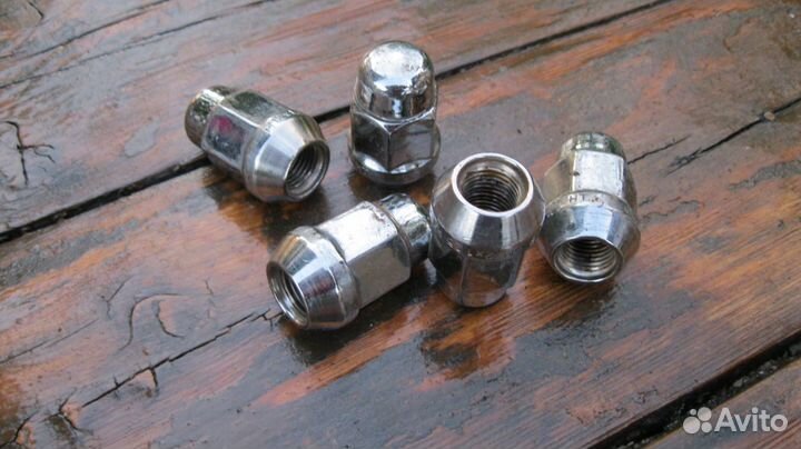 Гайки колесные Ниссан Жуке