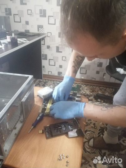 Компьютерный мастер / Ремонт компьютеров