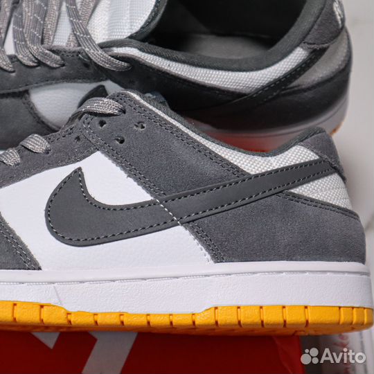 Кроссовки Nike Dunk Low SP