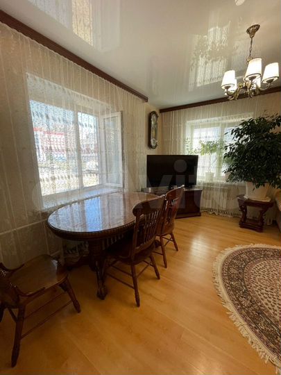 4-к. квартира, 102,3 м², 1/6 эт.