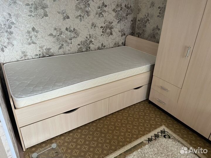 Кровать 90х200