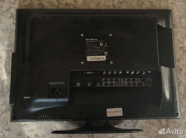 ЖК Телевизор 19