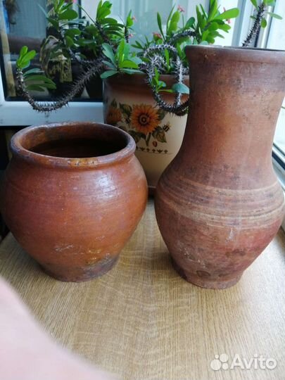 Старинный глиняный горшок винтаж