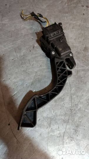 Педаль газа Ford Focus 2 2005 4M519F836AH