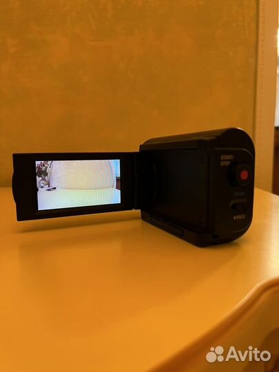 Экшн-камера Sony HDR-AS20 с аксессуарами