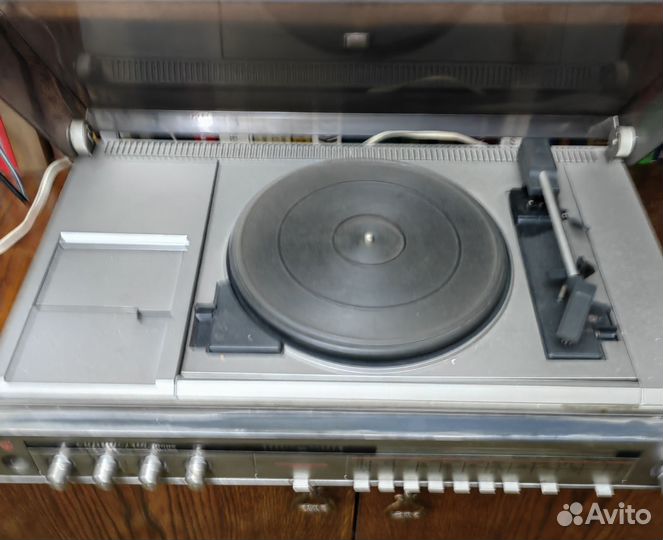 Проигрыватель винила