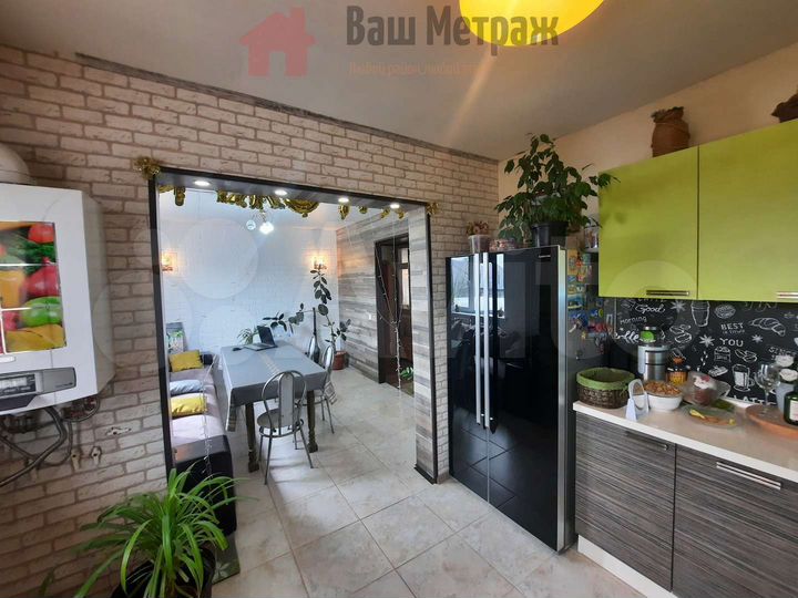 Дом 159,9 м² на участке 9,9 сот.