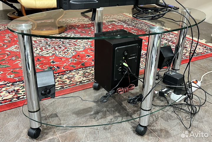 Столики, подставки