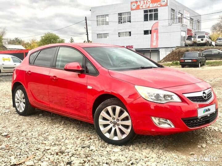 Opel Astra 1.6 МТ, 2012, 108 000 км