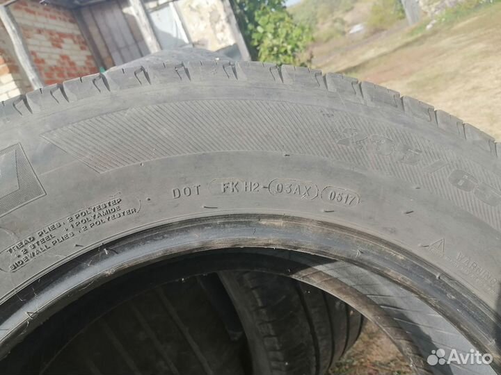 Michelin Latitude Tour HP 235/65 R17